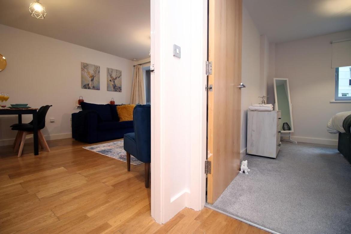 Hamilton Court 1Bedroom Apartment, Bright And Central Location With Balcony And Wi-Fi Bristol Exterior foto